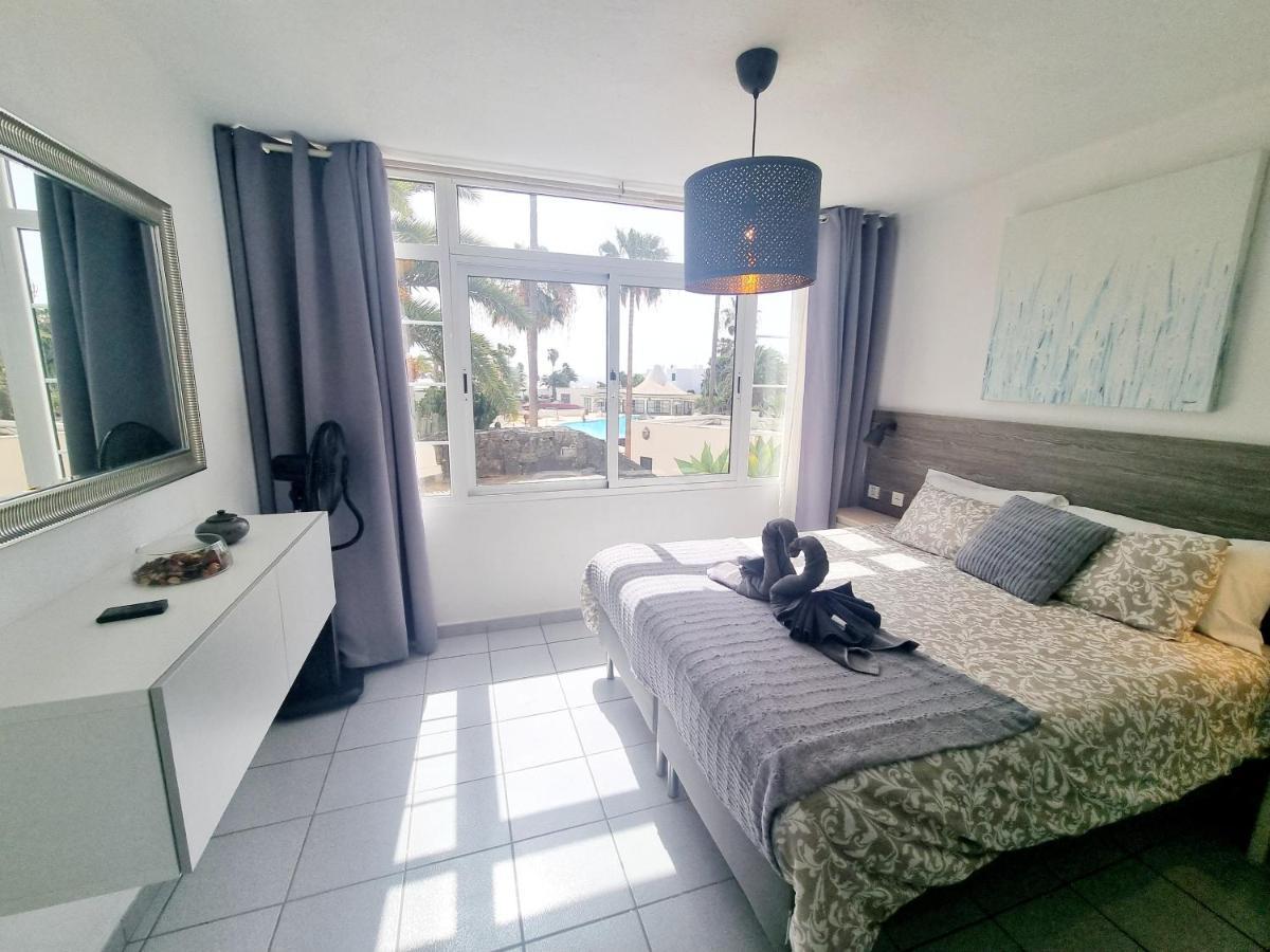 Luxury Apartamento Luz De Mar Complejo Playa Roca Costa Teguise Luaran gambar