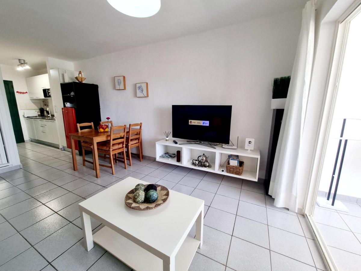 Luxury Apartamento Luz De Mar Complejo Playa Roca Costa Teguise Luaran gambar