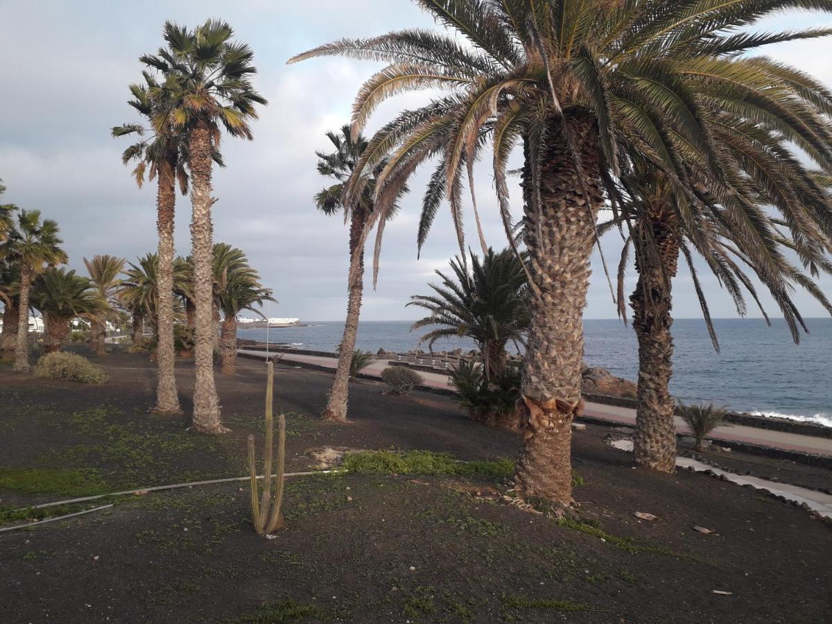 Luxury Apartamento Luz De Mar Complejo Playa Roca Costa Teguise Luaran gambar